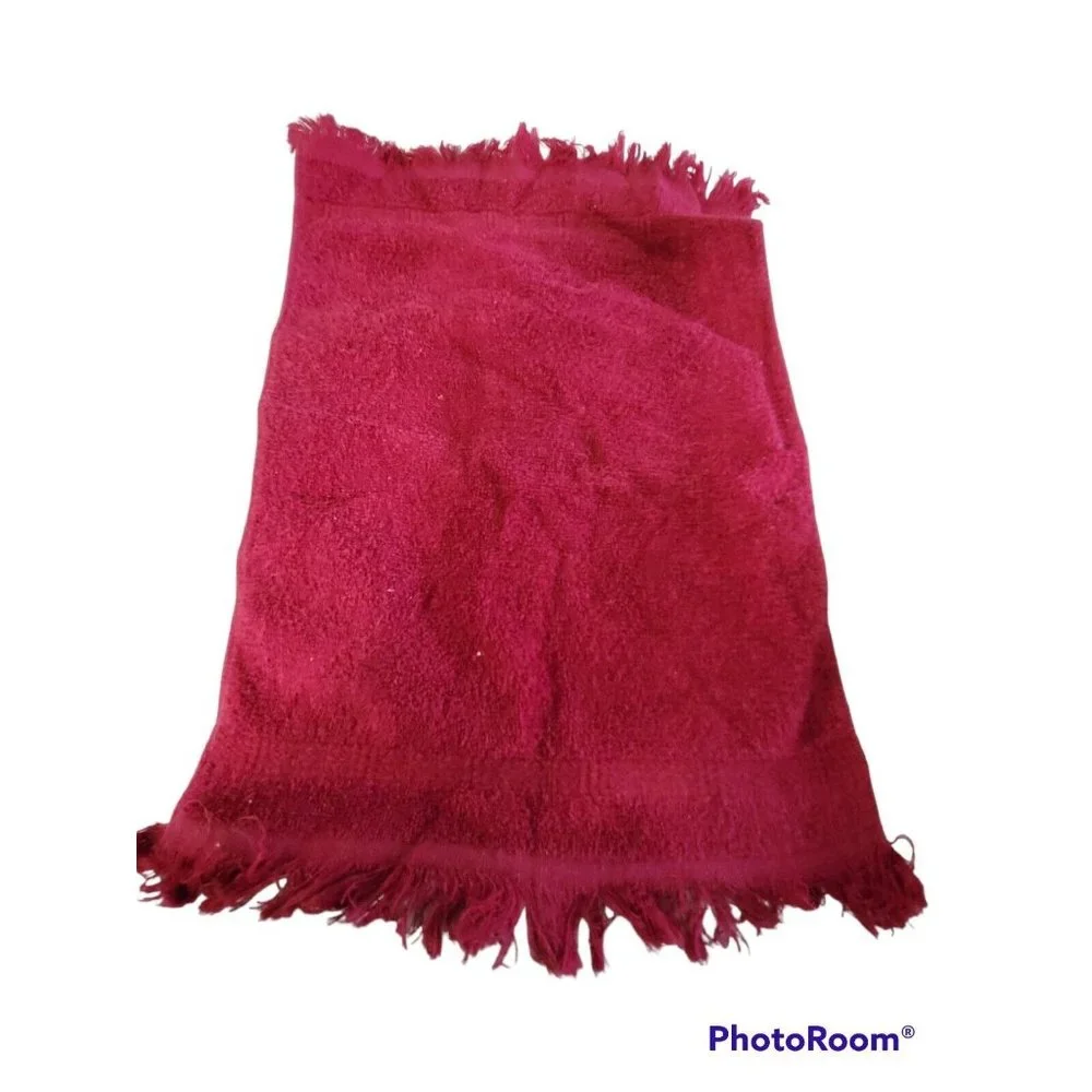 Set 5 Fingertip Towels Fringe Red Pink Burgandy Vintage Cannon Callaway 10x16 in